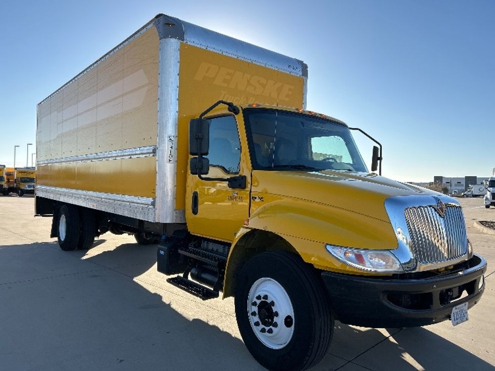 Medium Duty Box Truck-Light and Medium Duty Trucks-International-2021-MV607-Fort Worth-TX-224,052\n\t\tmiles-$ 37,250 - Image 1