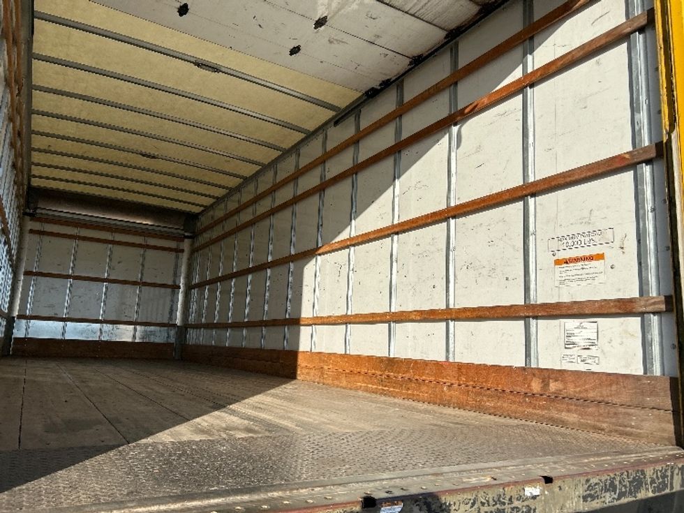Medium Duty Box Truck-Light and Medium Duty Trucks-International-2021-MV607-Fort Worth-TX-224,052\n\t\tmiles-$ 37,250 - Image 12