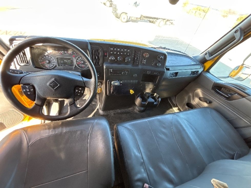 Medium Duty Box Truck-Light and Medium Duty Trucks-International-2021-MV607-Fort Worth-TX-224,052\n\t\tmiles-$ 37,250 - Image 18