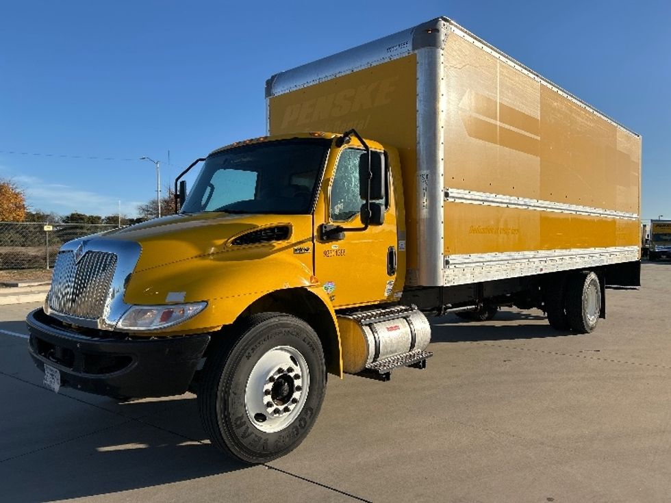 Medium Duty Box Truck-Light and Medium Duty Trucks-International-2021-MV607-Fort Worth-TX-224,052\n\t\tmiles-$ 37,250 - Image 3