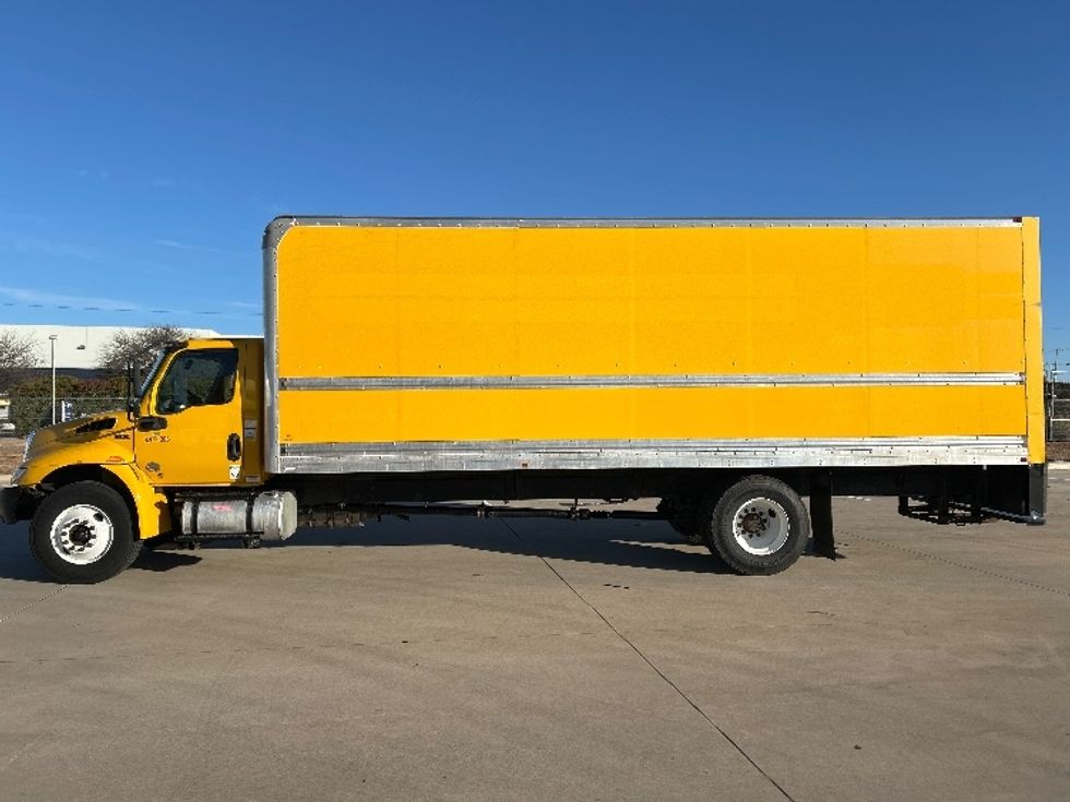 Medium Duty Box Truck-Light and Medium Duty Trucks-International-2021-MV607-Fort Worth-TX-224,052\n\t\tmiles-$ 37,250 - Image 4