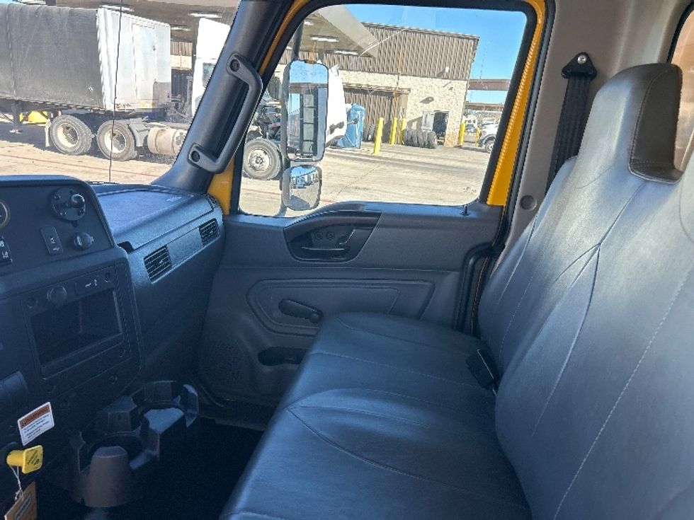Medium Duty Box Truck-Light and Medium Duty Trucks-International-2021-MV607-Fort Worth-TX-226,334\n\t\tmiles-$ 38,500 - Image 19
