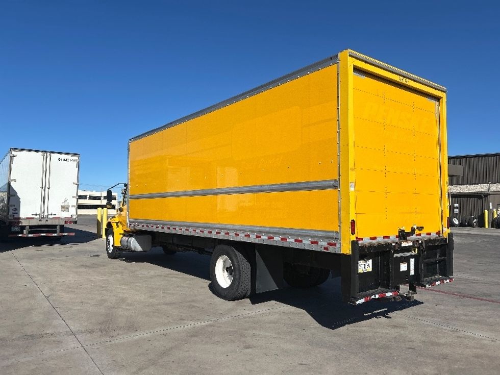 Medium Duty Box Truck-Light and Medium Duty Trucks-International-2021-MV607-Fort Worth-TX-226,334\n\t\tmiles-$ 38,500 - Image 6