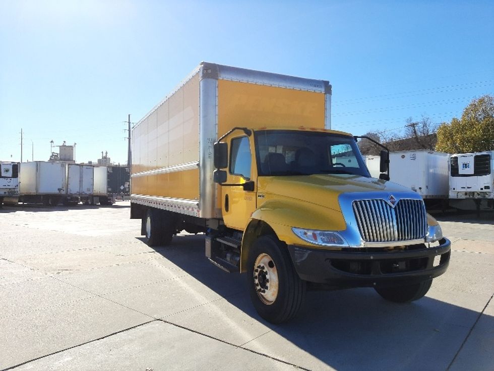Medium Duty Box Truck-Light and Medium Duty Trucks-International-2021-MV607-Fort Worth-TX-231,004\n\t\tmiles-$ 37,750 - Image 1
