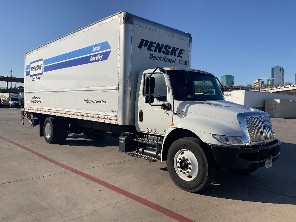 Medium Duty Box Truck-Light and Medium Duty Trucks-International-2021-MV607-Fort Worth-TX-251,018\n\t\tmiles-$ 45,500 - Image 1
