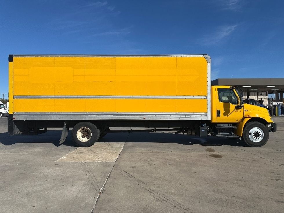 Medium Duty Box Truck-Light and Medium Duty Trucks-International-2021-MV607-Fort Worth-TX-252,084\n\t\tmiles-$ 31,750 - Image 15