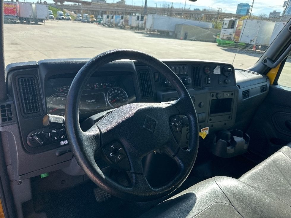 Medium Duty Box Truck-Light and Medium Duty Trucks-International-2021-MV607-Fort Worth-TX-252,084\n\t\tmiles-$ 31,750 - Image 17