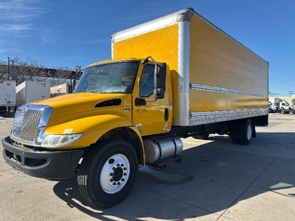 Medium Duty Box Truck-Light and Medium Duty Trucks-International-2021-MV607-Fort Worth-TX-252,084\n\t\tmiles-$ 31,750 - Image 3
