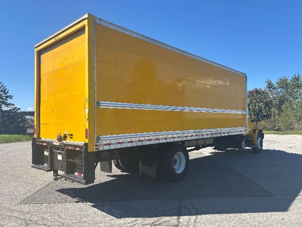 Medium Duty Box Truck-Light and Medium Duty Trucks-International-2021-MV607-Fredonia-NY-185,938\n\t\tmiles-$ 45,250 - Image 13