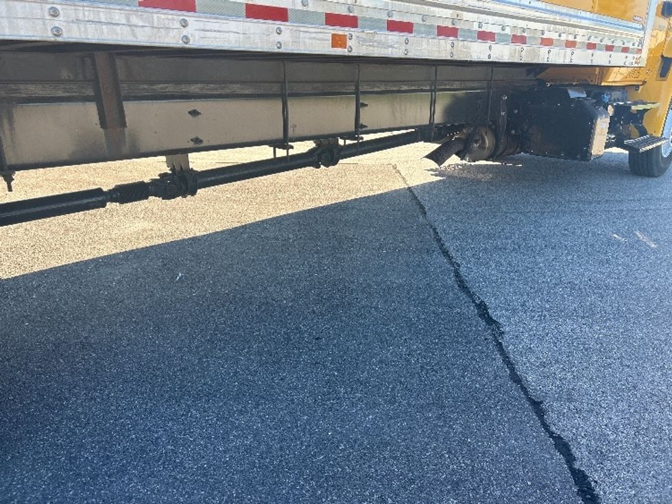 Medium Duty Box Truck-Light and Medium Duty Trucks-International-2021-MV607-Fredonia-NY-185,938\n\t\tmiles-$ 45,250 - Image 14