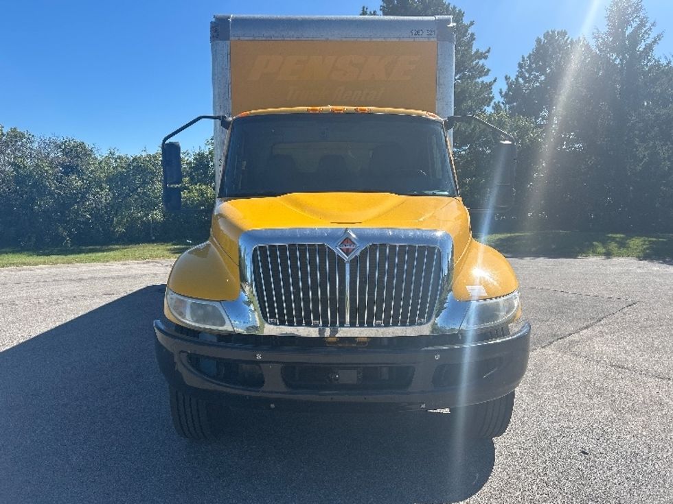 Medium Duty Box Truck-Light and Medium Duty Trucks-International-2021-MV607-Fredonia-NY-185,938\n\t\tmiles-$ 45,250 - Image 2