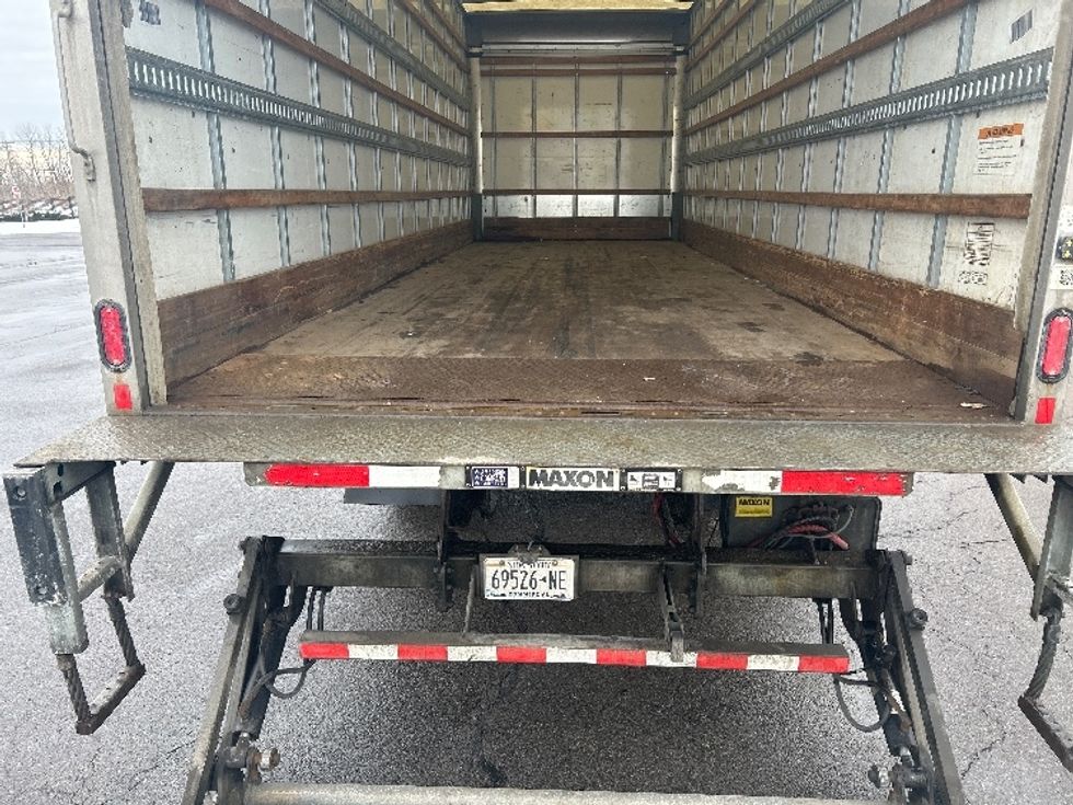 Medium Duty Box Truck-Light and Medium Duty Trucks-International-2021-MV607-Fredonia-NY-205,323\n\t\tmiles-$ 44,500 - Image 10