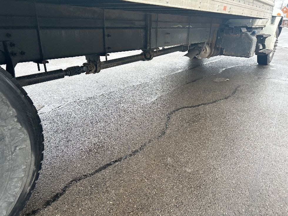 Medium Duty Box Truck-Light and Medium Duty Trucks-International-2021-MV607-Fredonia-NY-205,323\n\t\tmiles-$ 44,500 - Image 14