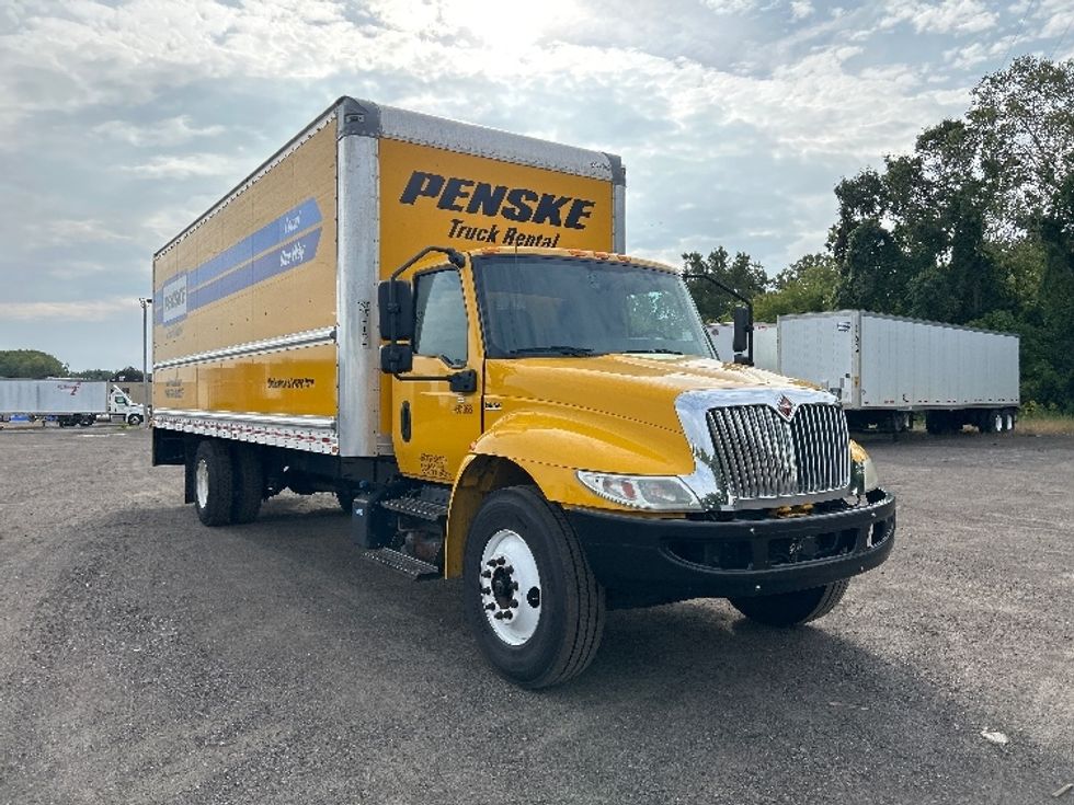 Medium Duty Box Truck-Light and Medium Duty Trucks-International-2021-MV607-Fredonia-NY-246,791\n\t\tmiles-$ 35,000 - Image 1