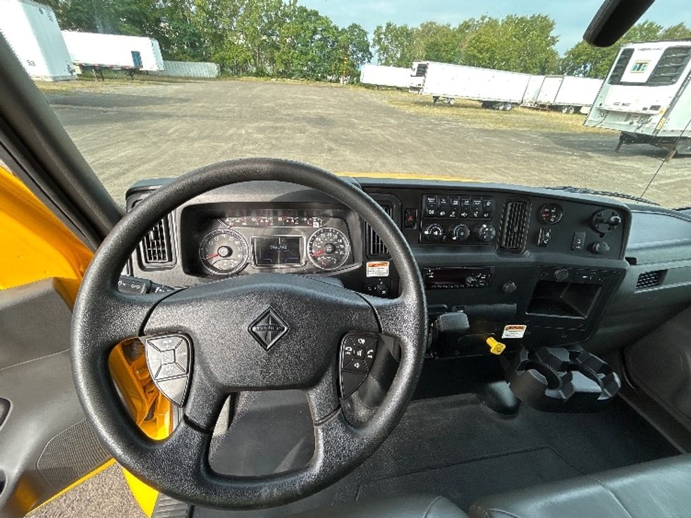 Medium Duty Box Truck-Light and Medium Duty Trucks-International-2021-MV607-Fredonia-NY-246,791\n\t\tmiles-$ 35,000 - Image 17