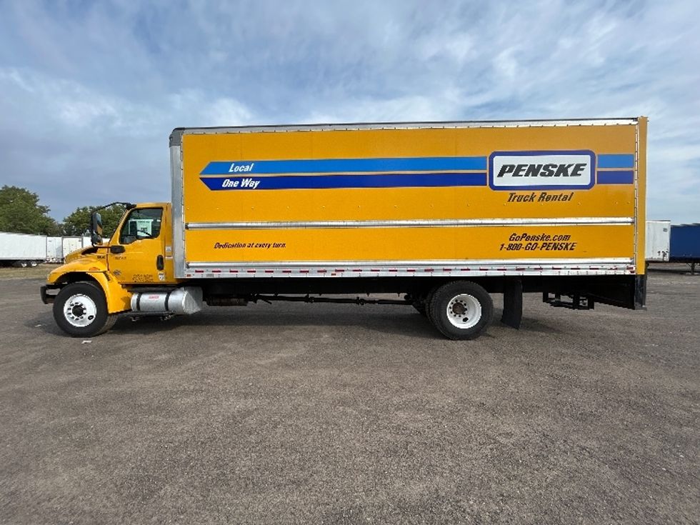 Medium Duty Box Truck-Light and Medium Duty Trucks-International-2021-MV607-Fredonia-NY-246,791\n\t\tmiles-$ 35,000 - Image 4
