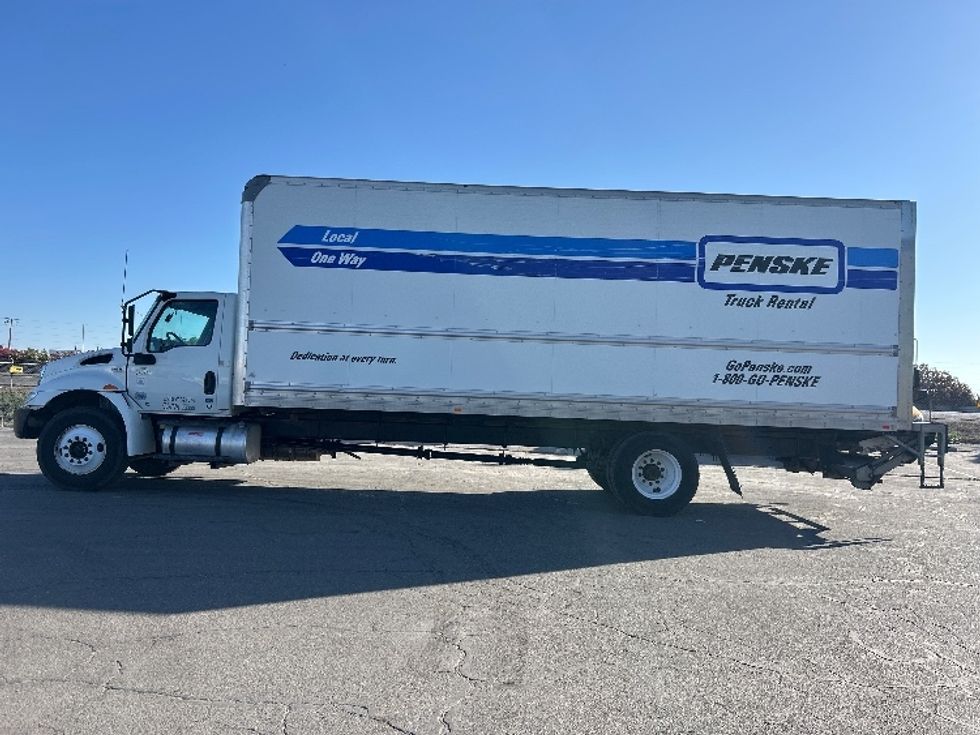 Medium Duty Box Truck-Light and Medium Duty Trucks-International-2021-MV607-Fresno-CA-191,297\n\t\tmiles-$ 54,000 - Image 4