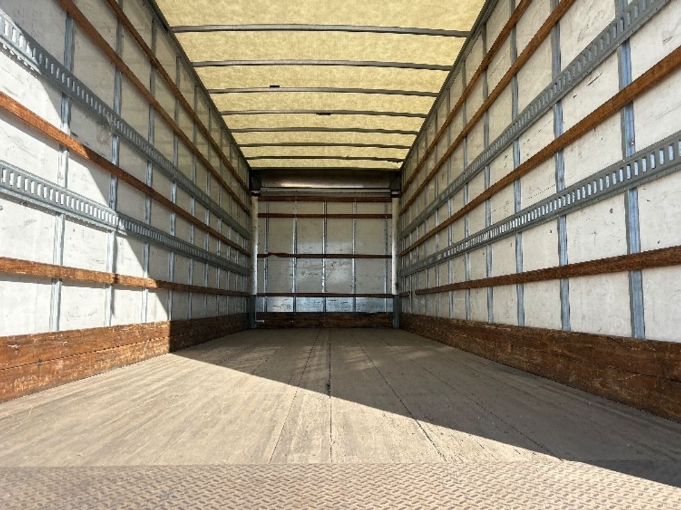 Medium Duty Box Truck-Light and Medium Duty Trucks-International-2021-MV607-Fresno-CA-191,297\n\t\tmiles-$ 54,000 - Image 8