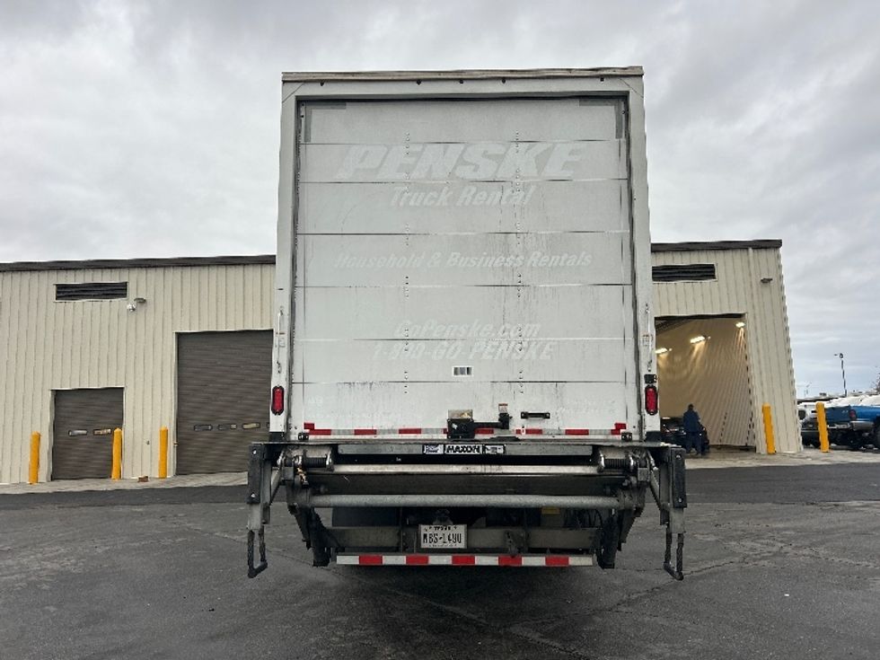 Medium Duty Box Truck-Light and Medium Duty Trucks-International-2021-MV607-Fresno-CA-219,305\n\t\tmiles-$ 48,250 - Image 7