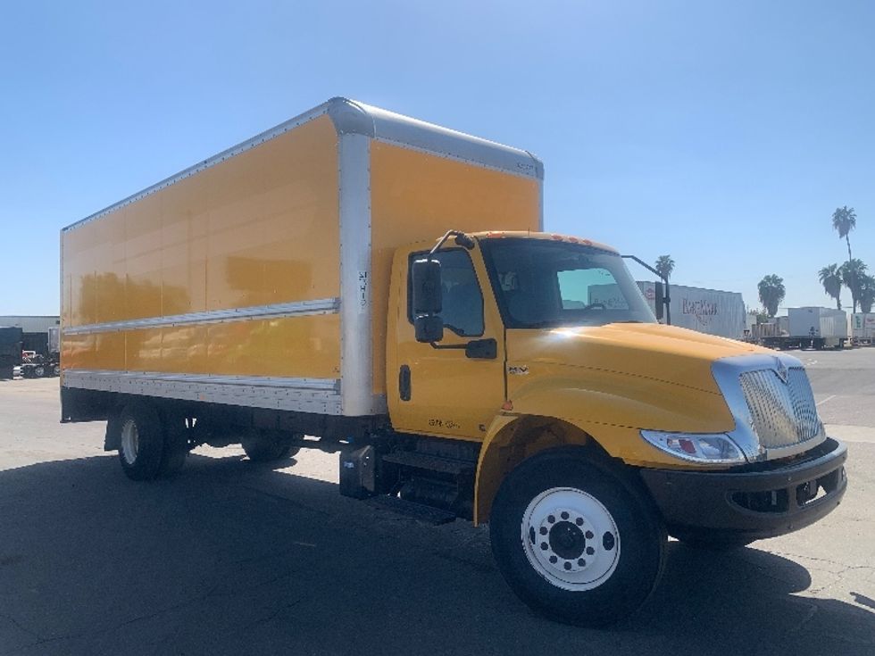 Medium Duty Box Truck-Light and Medium Duty Trucks-International-2021-MV607-Fresno-CA-229,181\n\t\tmiles-$ 38,000 - Image 1