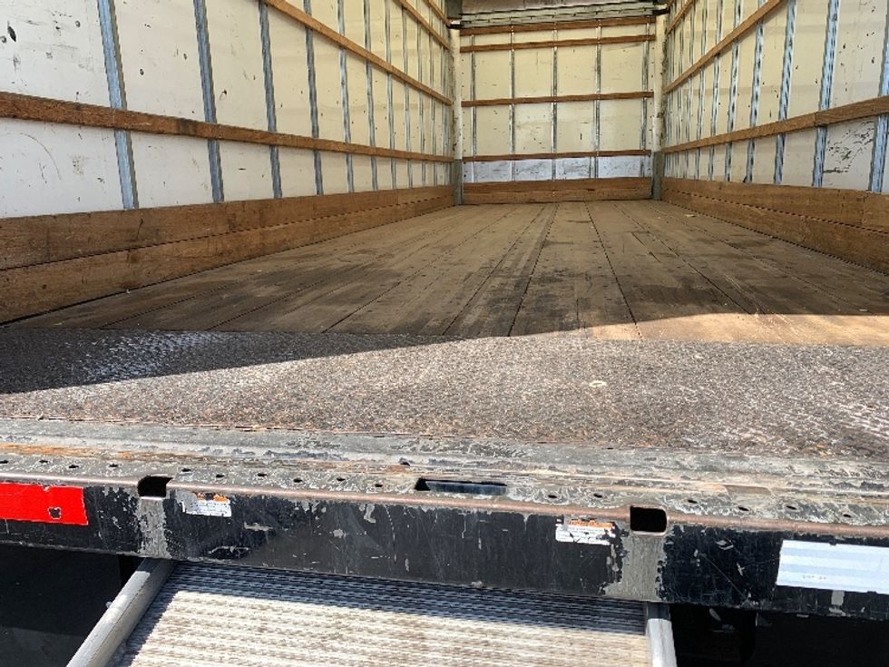 Medium Duty Box Truck-Light and Medium Duty Trucks-International-2021-MV607-Fresno-CA-229,181\n\t\tmiles-$ 38,000 - Image 10