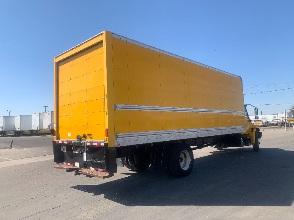 Medium Duty Box Truck-Light and Medium Duty Trucks-International-2021-MV607-Fresno-CA-229,181\n\t\tmiles-$ 38,000 - Image 13
