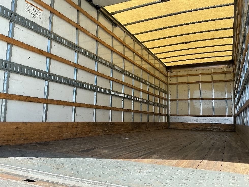 Medium Duty Box Truck-Light and Medium Duty Trucks-International-2021-MV607-Fresno-CA-236,037\n\t\tmiles-$ 44,500 - Image 11