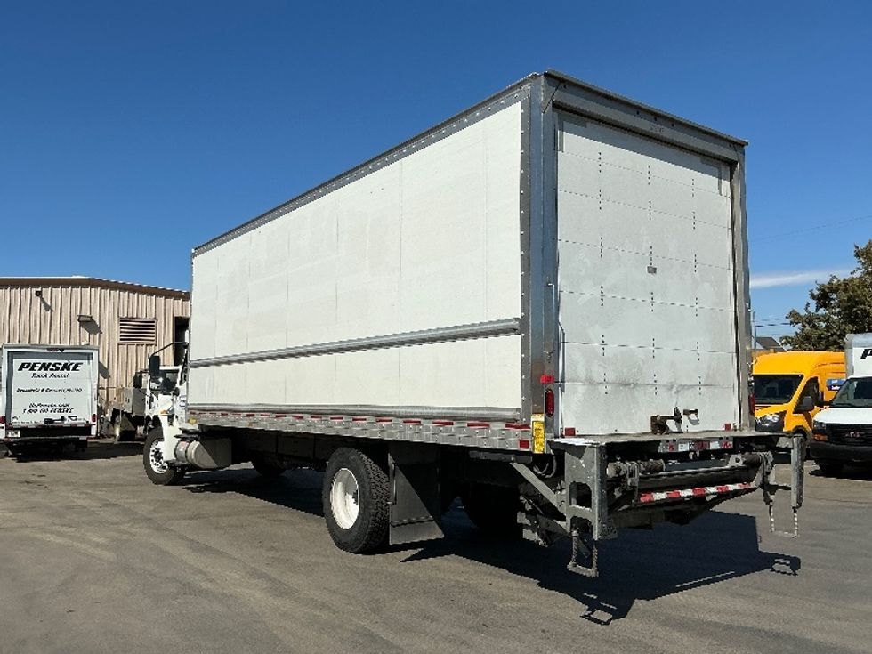 Medium Duty Box Truck-Light and Medium Duty Trucks-International-2021-MV607-Fresno-CA-236,037\n\t\tmiles-$ 44,500 - Image 6