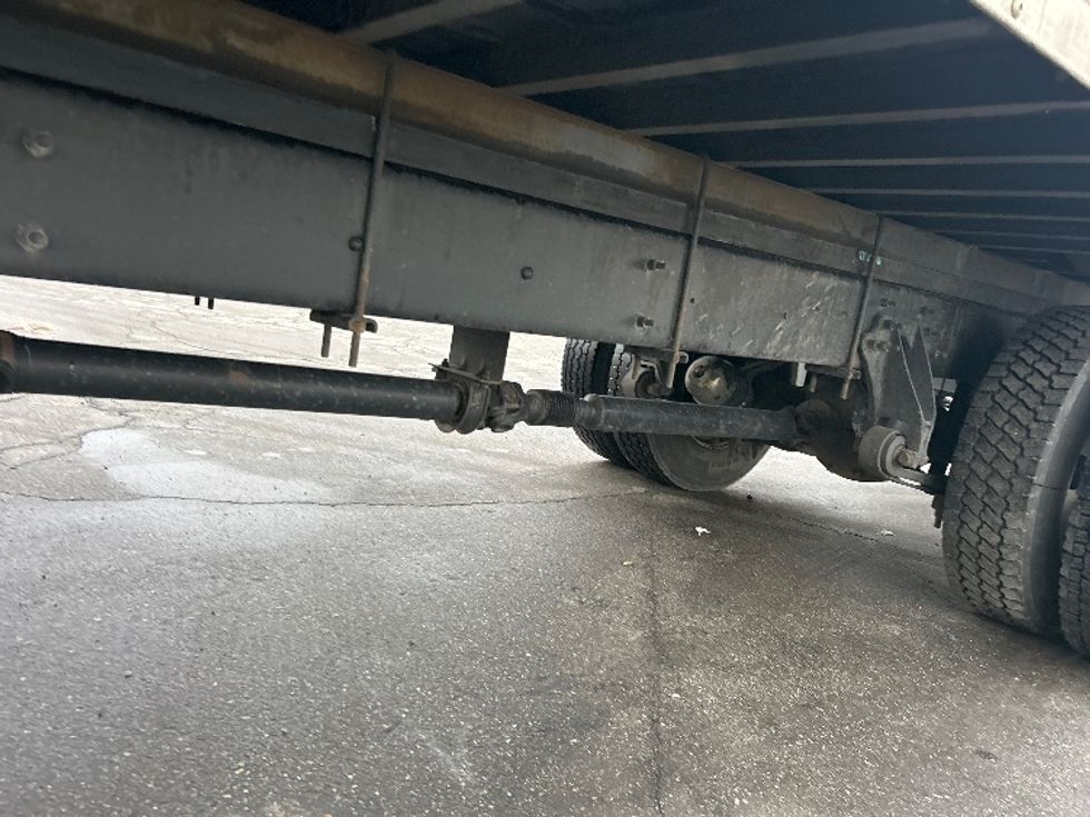 Medium Duty Box Truck-Light and Medium Duty Trucks-International-2021-MV607-Fresno-CA-237,549\n\t\tmiles-$ 51,000 - Image 5