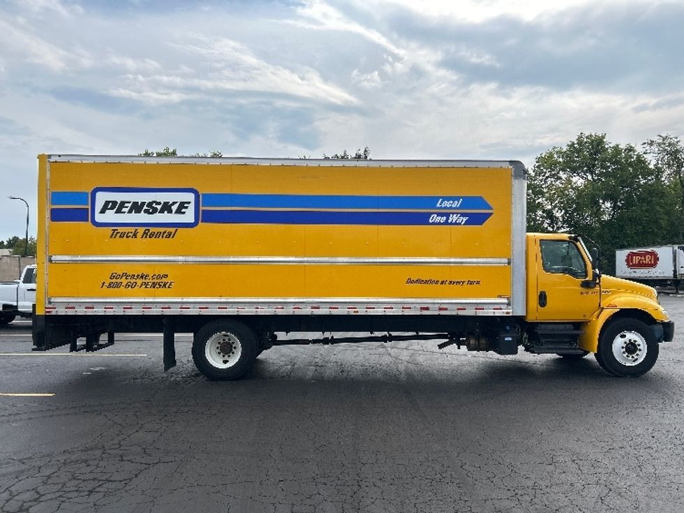 Medium Duty Box Truck-Light and Medium Duty Trucks-International-2021-MV607-Gahanna-OH-246,753\n\t\tmiles-$ 36,750 - Image 15