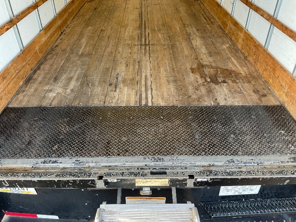 Medium Duty Box Truck-Light and Medium Duty Trucks-International-2021-MV607-Gahanna-OH-250,353\n\t\tmiles-$ 32,250 - Image 10