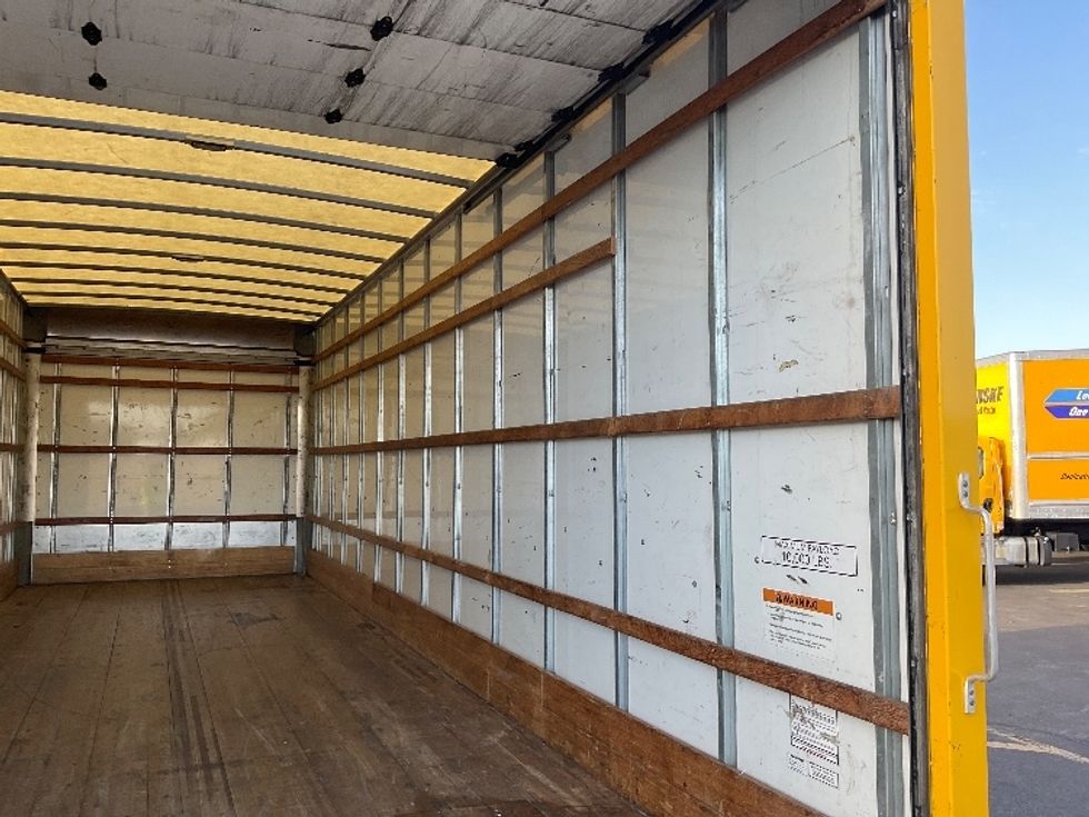 Medium Duty Box Truck-Light and Medium Duty Trucks-International-2021-MV607-Gahanna-OH-250,353\n\t\tmiles-$ 32,250 - Image 12