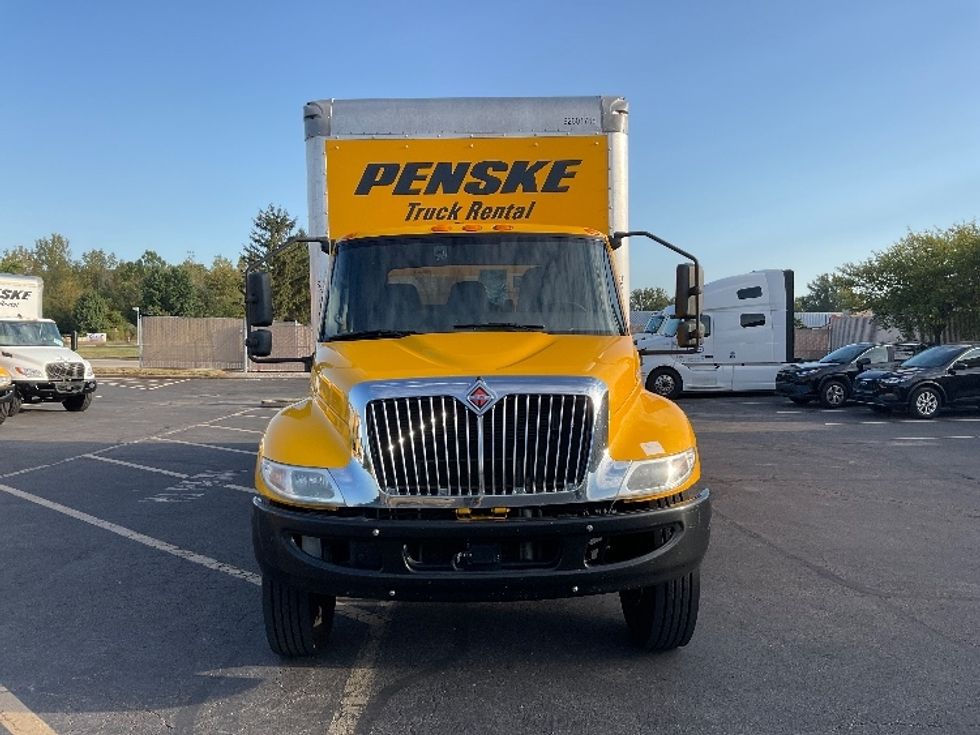 Medium Duty Box Truck-Light and Medium Duty Trucks-International-2021-MV607-Gahanna-OH-250,353\n\t\tmiles-$ 32,250 - Image 2