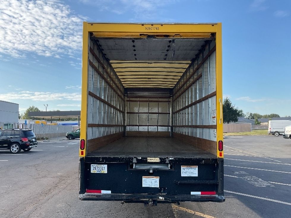 Medium Duty Box Truck-Light and Medium Duty Trucks-International-2021-MV607-Gahanna-OH-250,353\n\t\tmiles-$ 32,250 - Image 8