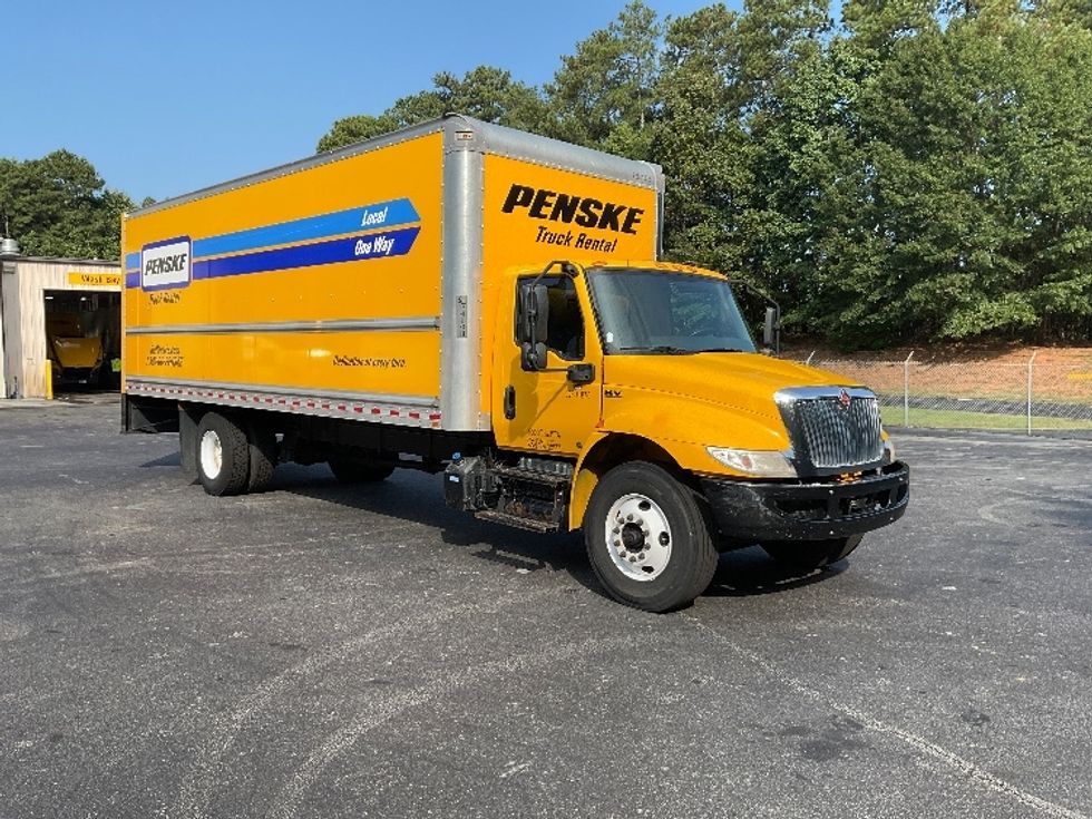 Medium Duty Box Truck-Light and Medium Duty Trucks-International-2021-MV607-Gainesville-GA-258,077\n\t\tmiles-$ 31,000 - Image 1