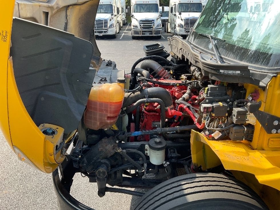 Medium Duty Box Truck-Light and Medium Duty Trucks-International-2021-MV607-Gainesville-GA-258,077\n\t\tmiles-$ 31,000 - Image 23