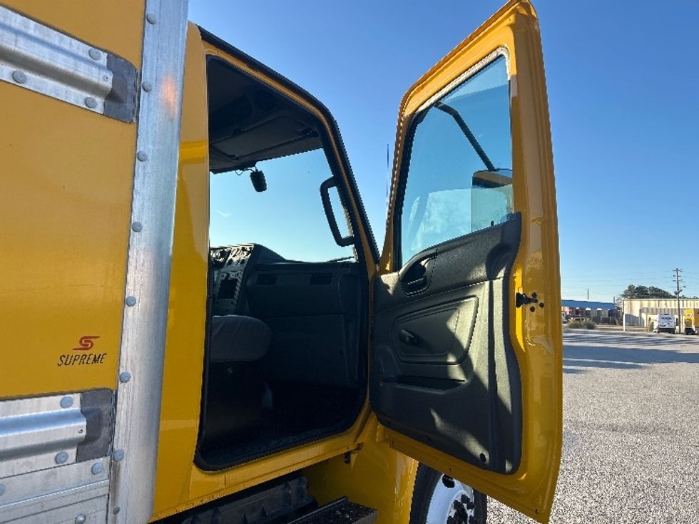 Medium Duty Box Truck-Light and Medium Duty Trucks-International-2021-MV607-Garden City-GA-203,017\n\t\tmiles-$ 43,000 - Image 20