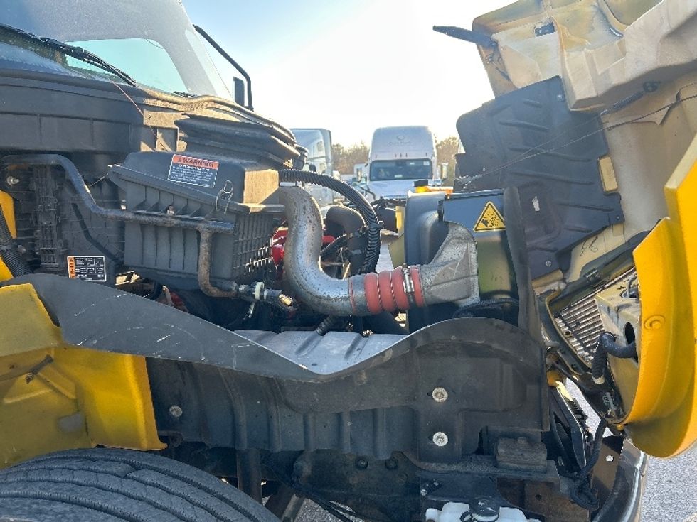 Medium Duty Box Truck-Light and Medium Duty Trucks-International-2021-MV607-Garden City-GA-203,017\n\t\tmiles-$ 43,000 - Image 23