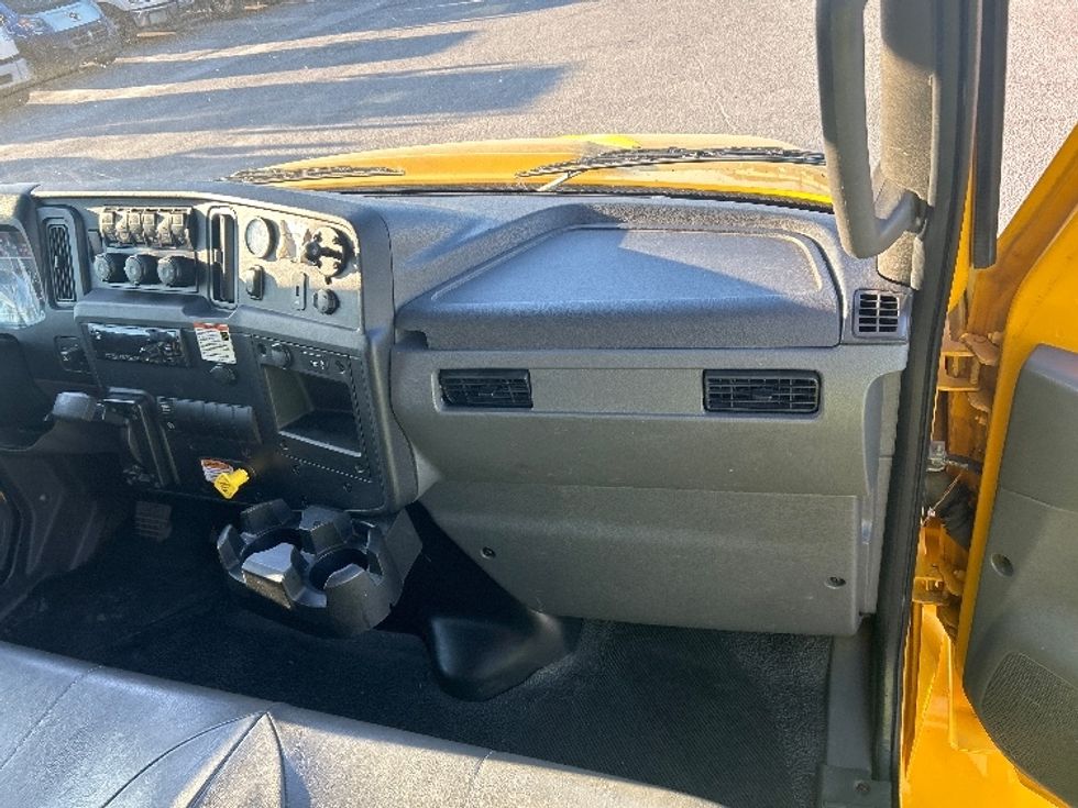 Medium Duty Box Truck-Light and Medium Duty Trucks-International-2021-MV607-Garden City-GA-203,017\n\t\tmiles-$ 43,000 - Image 21