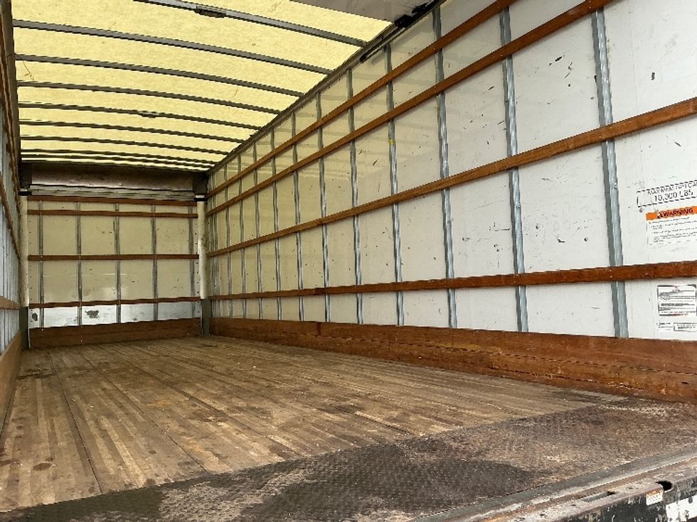 Medium Duty Box Truck-Light and Medium Duty Trucks-International-2021-MV607-Garden City-GA-205,474\n\t\tmiles-$ 42,500 - Image 11