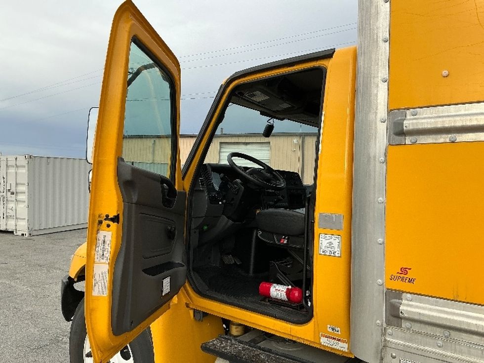 Medium Duty Box Truck-Light and Medium Duty Trucks-International-2021-MV607-Garden City-GA-205,474\n\t\tmiles-$ 42,500 - Image 15