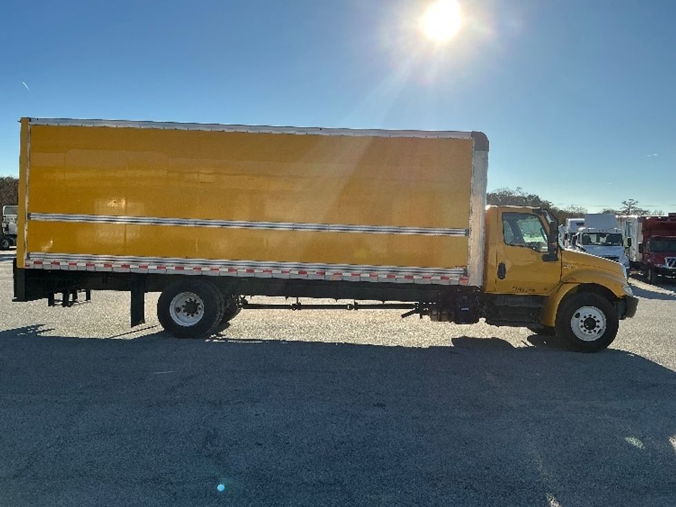 Medium Duty Box Truck-Light and Medium Duty Trucks-International-2021-MV607-Garden City-GA-210,746\n\t\tmiles-$ 41,750 - Image 13