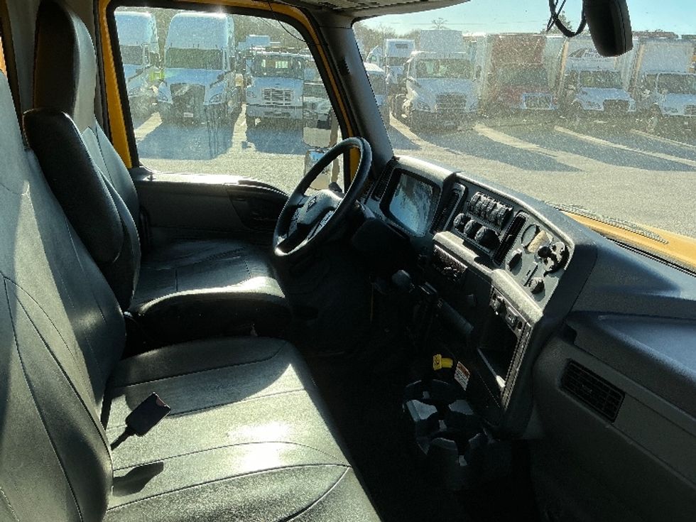 Medium Duty Box Truck-Light and Medium Duty Trucks-International-2021-MV607-Garden City-GA-210,746\n\t\tmiles-$ 41,750 - Image 20