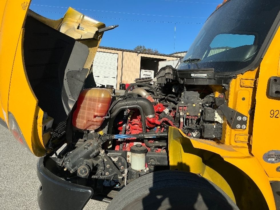 Medium Duty Box Truck-Light and Medium Duty Trucks-International-2021-MV607-Garden City-GA-210,746\n\t\tmiles-$ 41,750 - Image 22