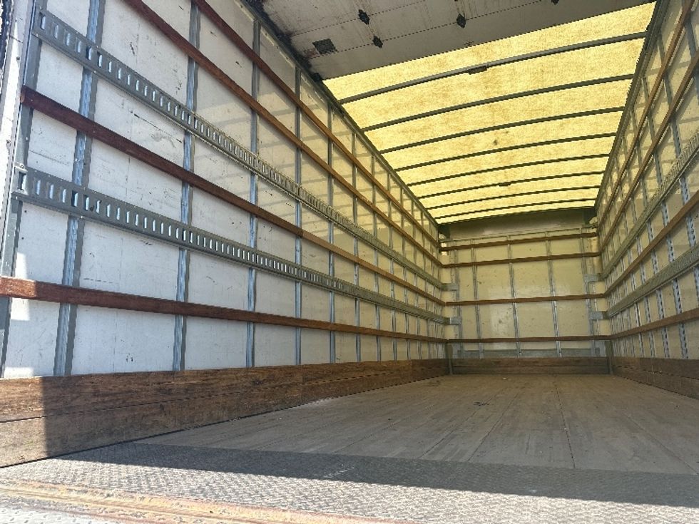 Medium Duty Box Truck-Light and Medium Duty Trucks-International-2021-MV607-Garden City-GA-214,168\n\t\tmiles-$ 49,000 - Image 11