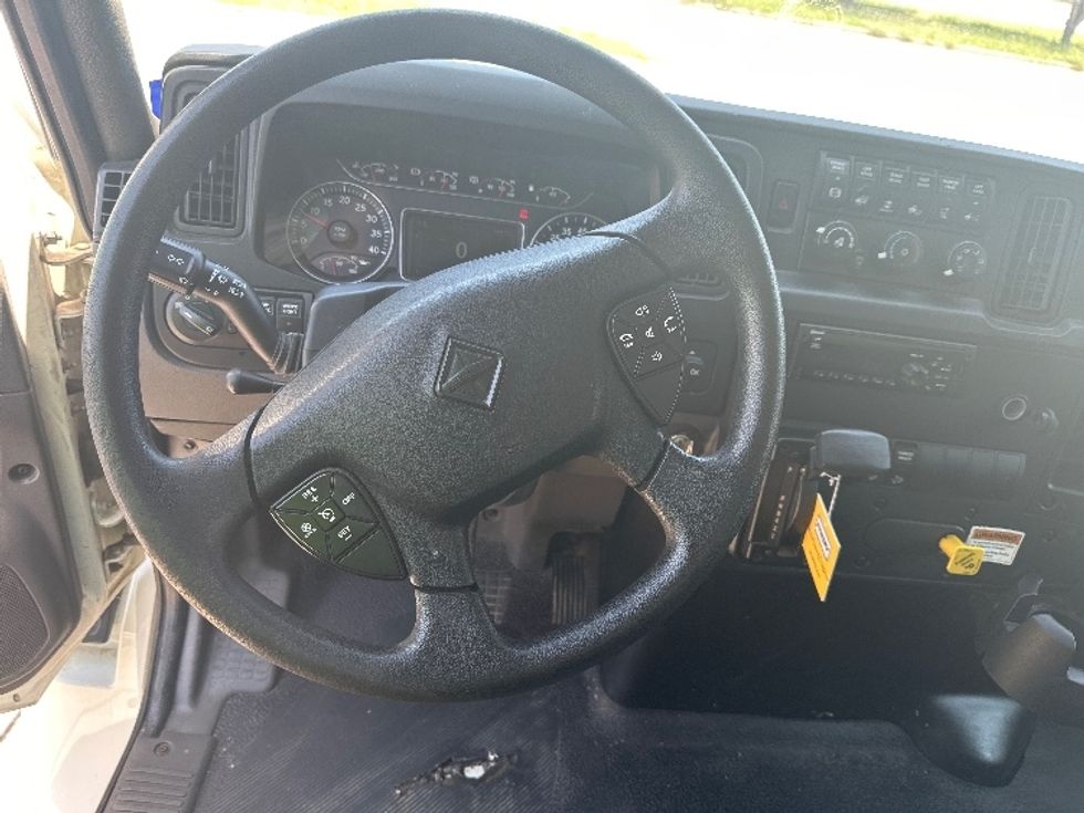 Medium Duty Box Truck-Light and Medium Duty Trucks-International-2021-MV607-Garden City-GA-214,168\n\t\tmiles-$ 49,000 - Image 18