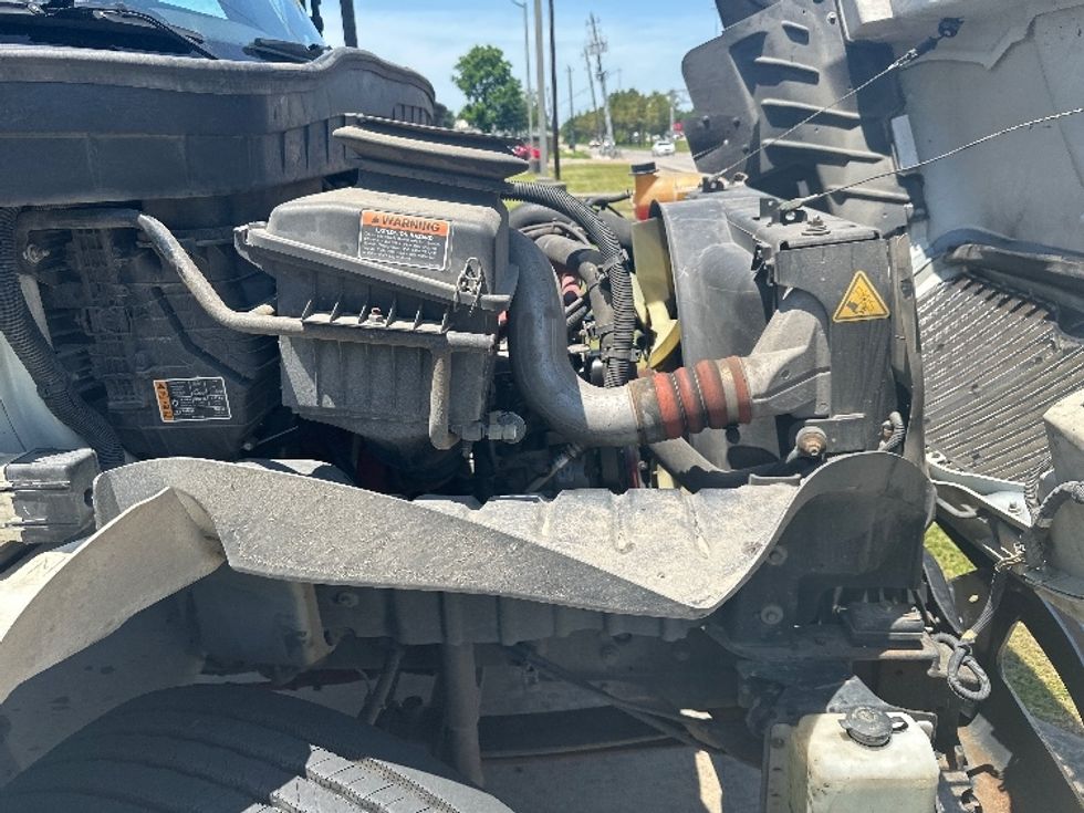 Medium Duty Box Truck-Light and Medium Duty Trucks-International-2021-MV607-Garden City-GA-214,168\n\t\tmiles-$ 49,000 - Image 23