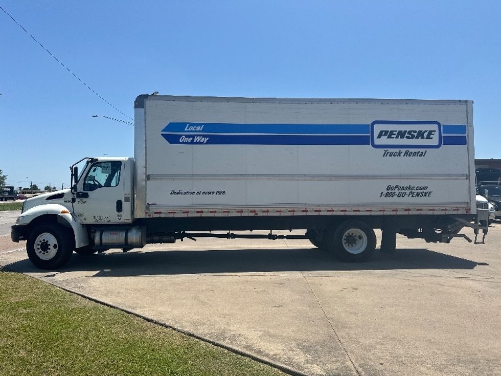 Medium Duty Box Truck-Light and Medium Duty Trucks-International-2021-MV607-Garden City-GA-214,168\n\t\tmiles-$ 49,000 - Image 4