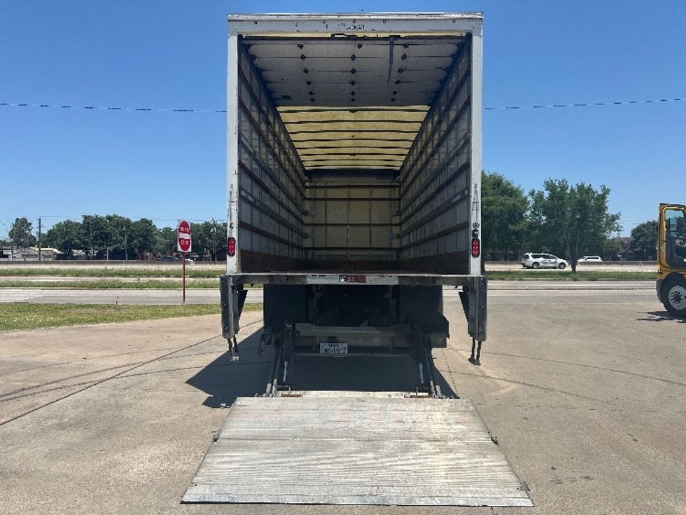 Medium Duty Box Truck-Light and Medium Duty Trucks-International-2021-MV607-Garden City-GA-214,168\n\t\tmiles-$ 49,000 - Image 9