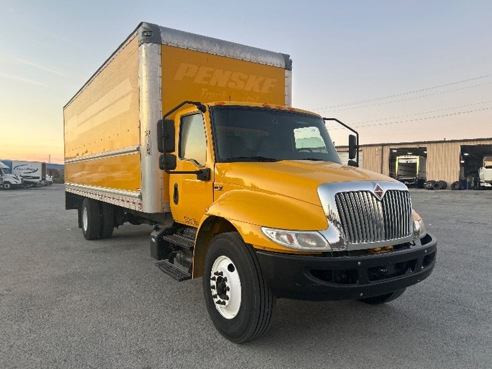Medium Duty Box Truck-Light and Medium Duty Trucks-International-2021-MV607-Garden City-GA-220,979\n\t\tmiles-$ 40,250 - Image 1